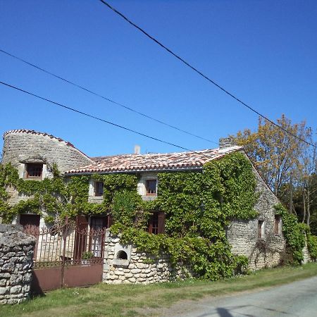 Traditional Charentais Cottage In Countryside 25 Minutes From Royan Balanzac Экстерьер фото