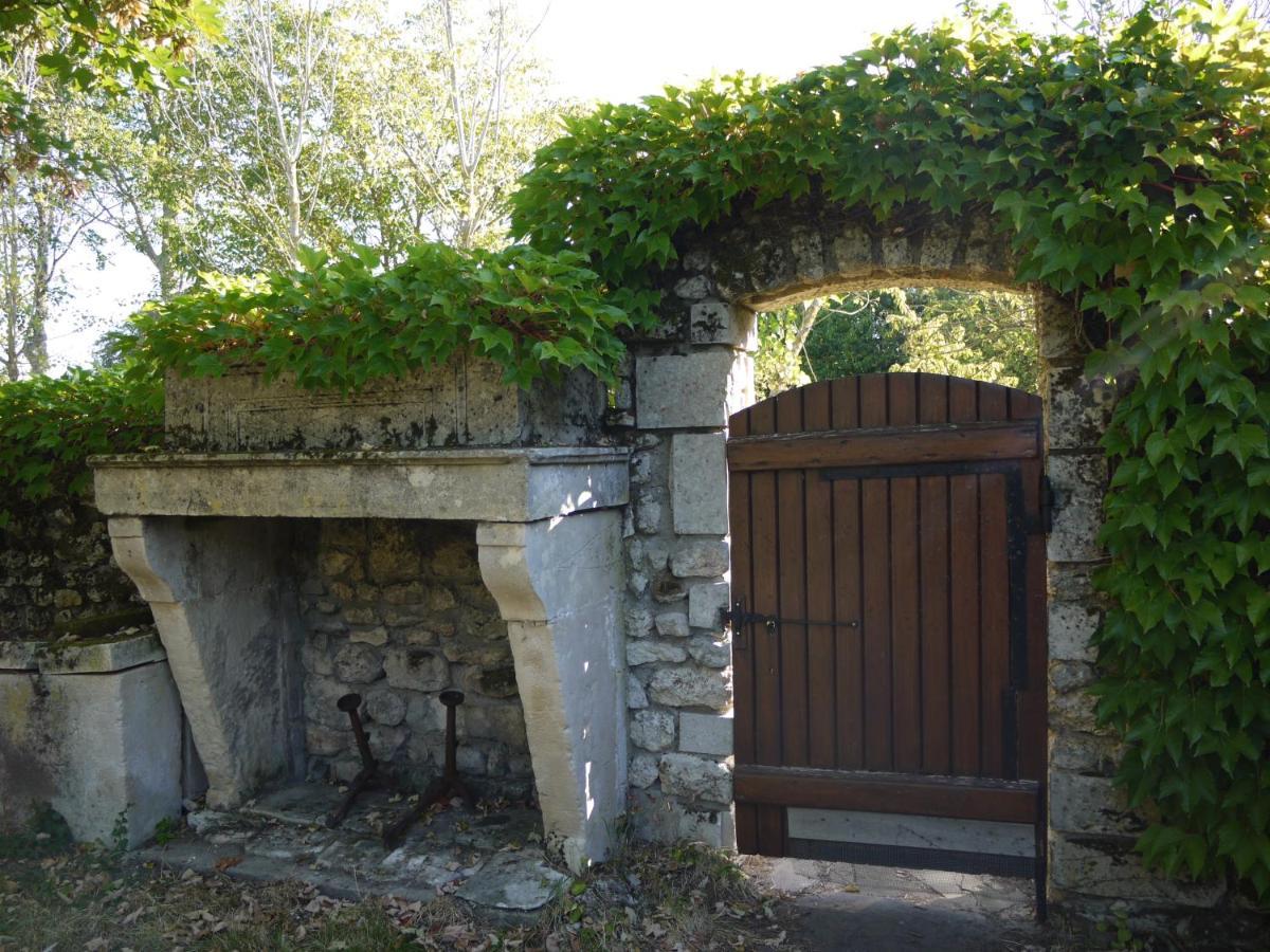 Traditional Charentais Cottage In Countryside 25 Minutes From Royan Balanzac Экстерьер фото